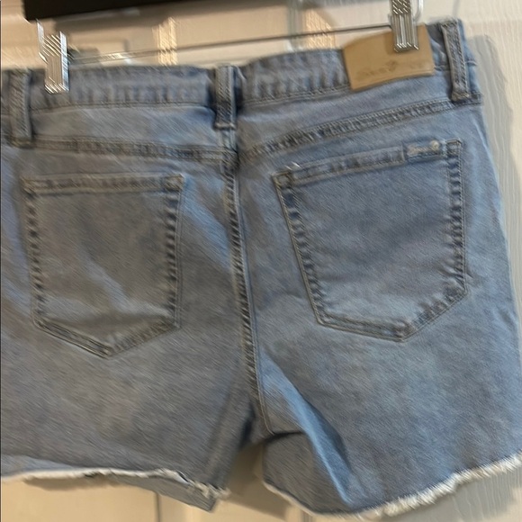 7 For All Mankind Light Blue Jean Shorts - Picture 8 of 11